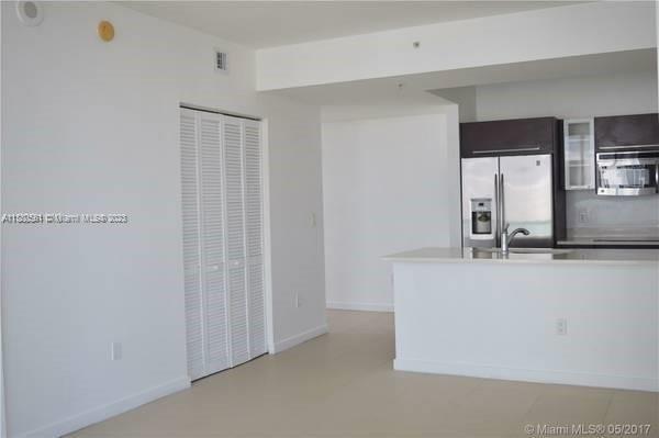 GALLERY ART CONDO - Residential Lease