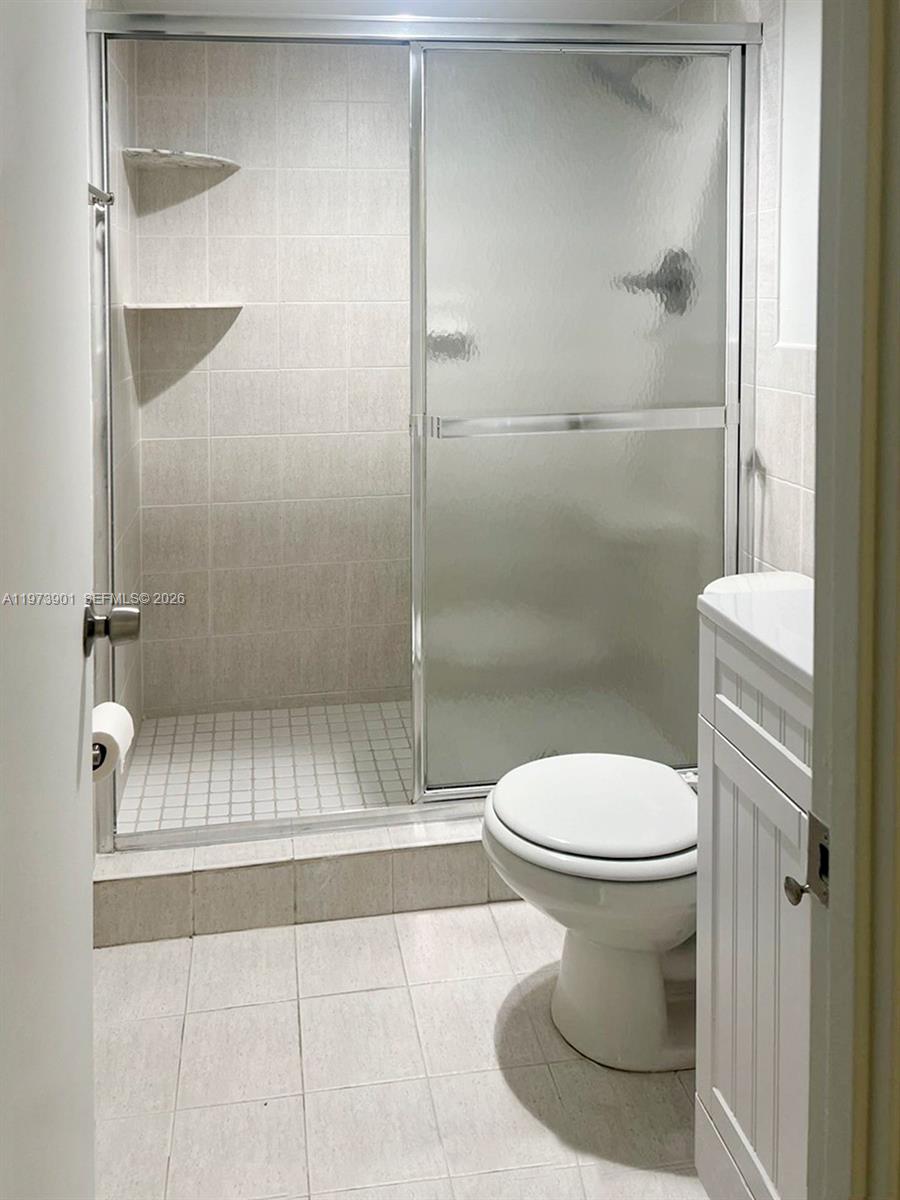 ROYAL OAKS CONDO - Residential