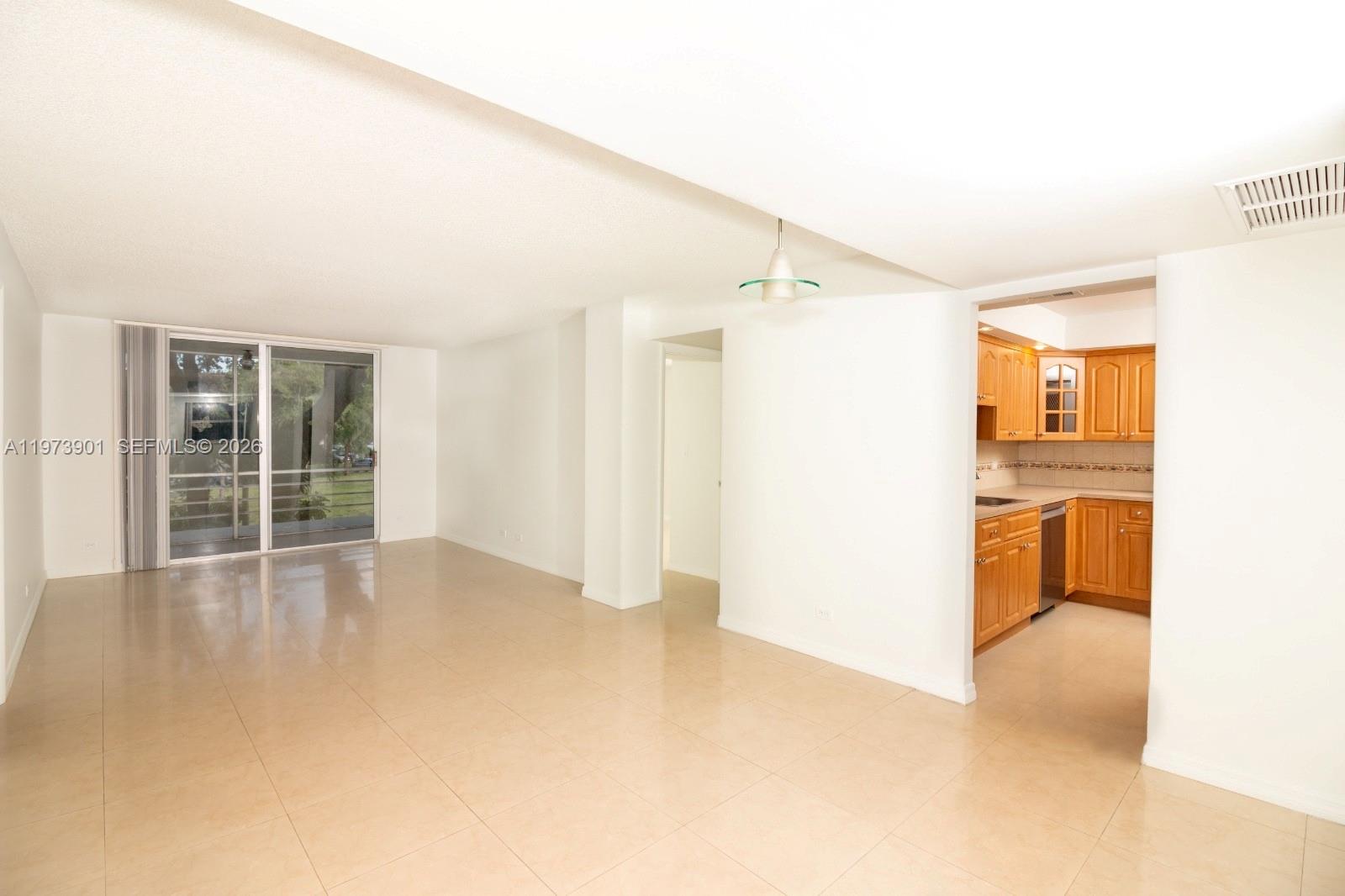 ROYAL OAKS CONDO - Residential