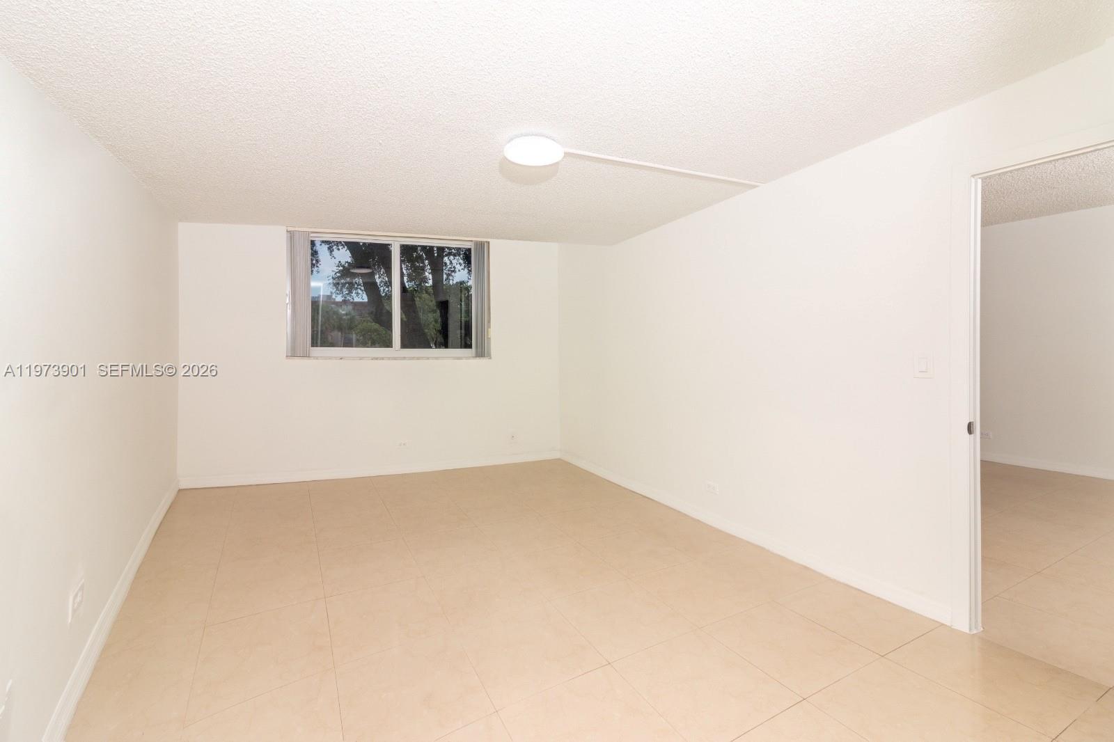 ROYAL OAKS CONDO - Residential