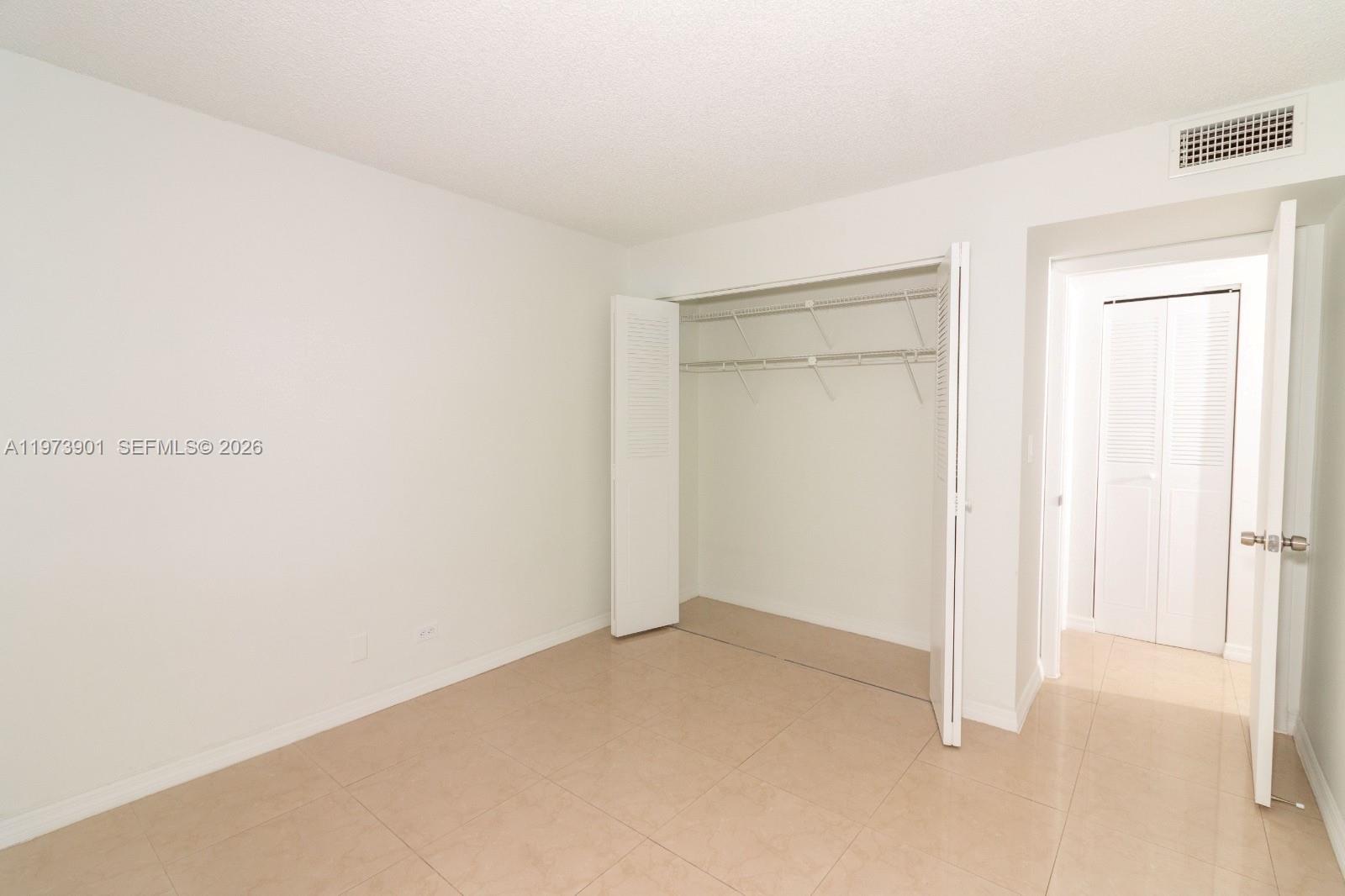 ROYAL OAKS CONDO - Residential