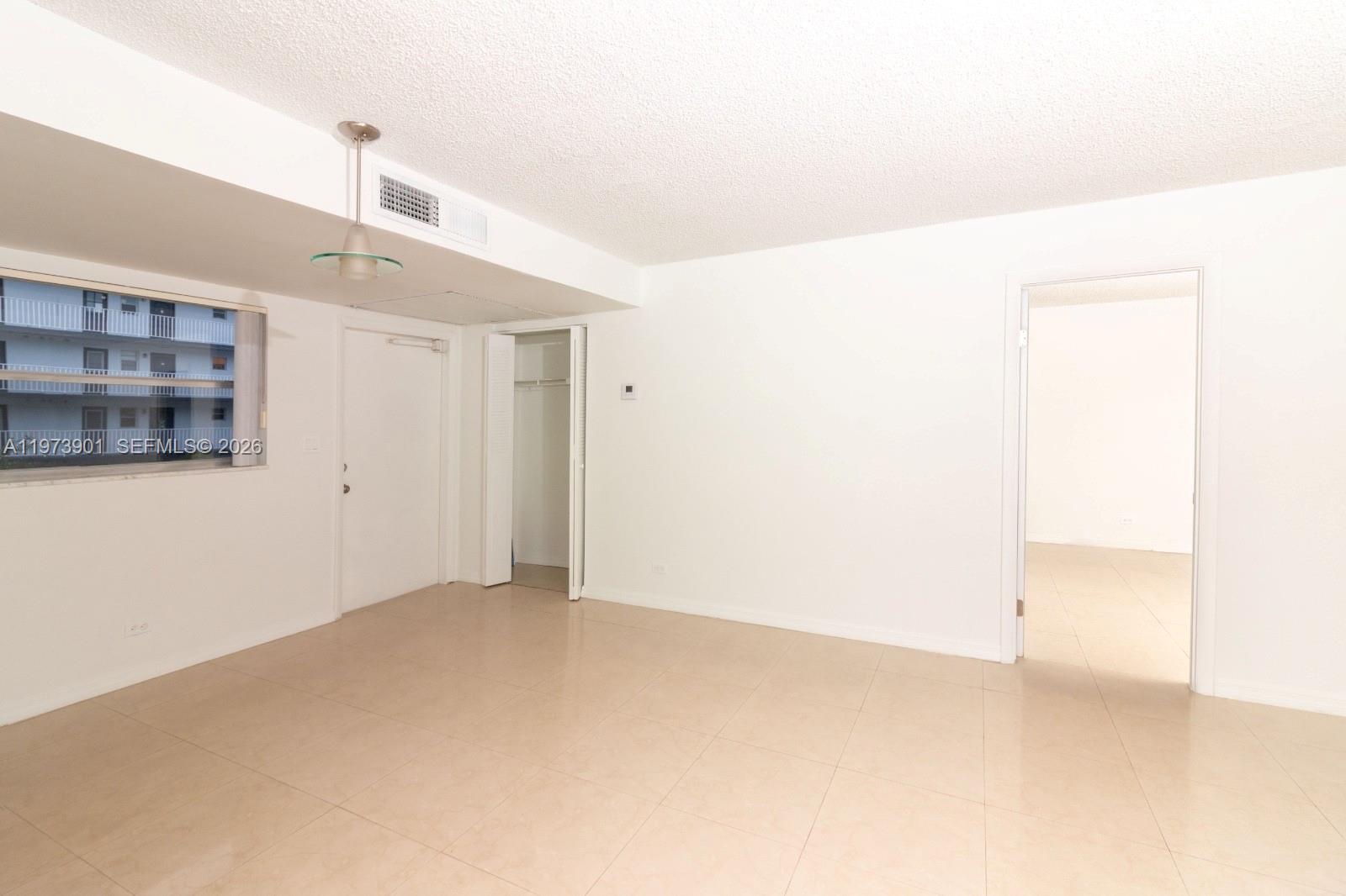 ROYAL OAKS CONDO - Residential