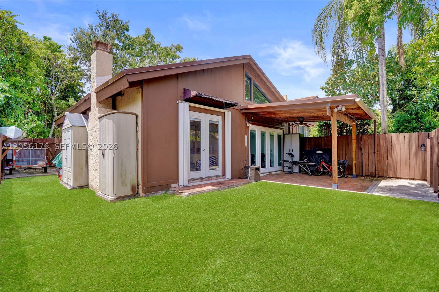 KILLIAN PINES TOWNHOUSES - Residential