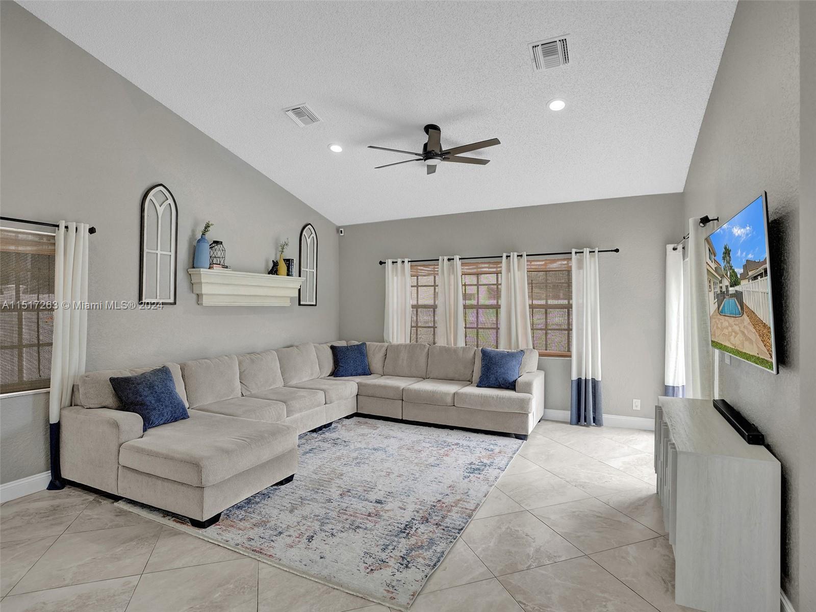 ROYAL LAND AMENDED - Residential Lease