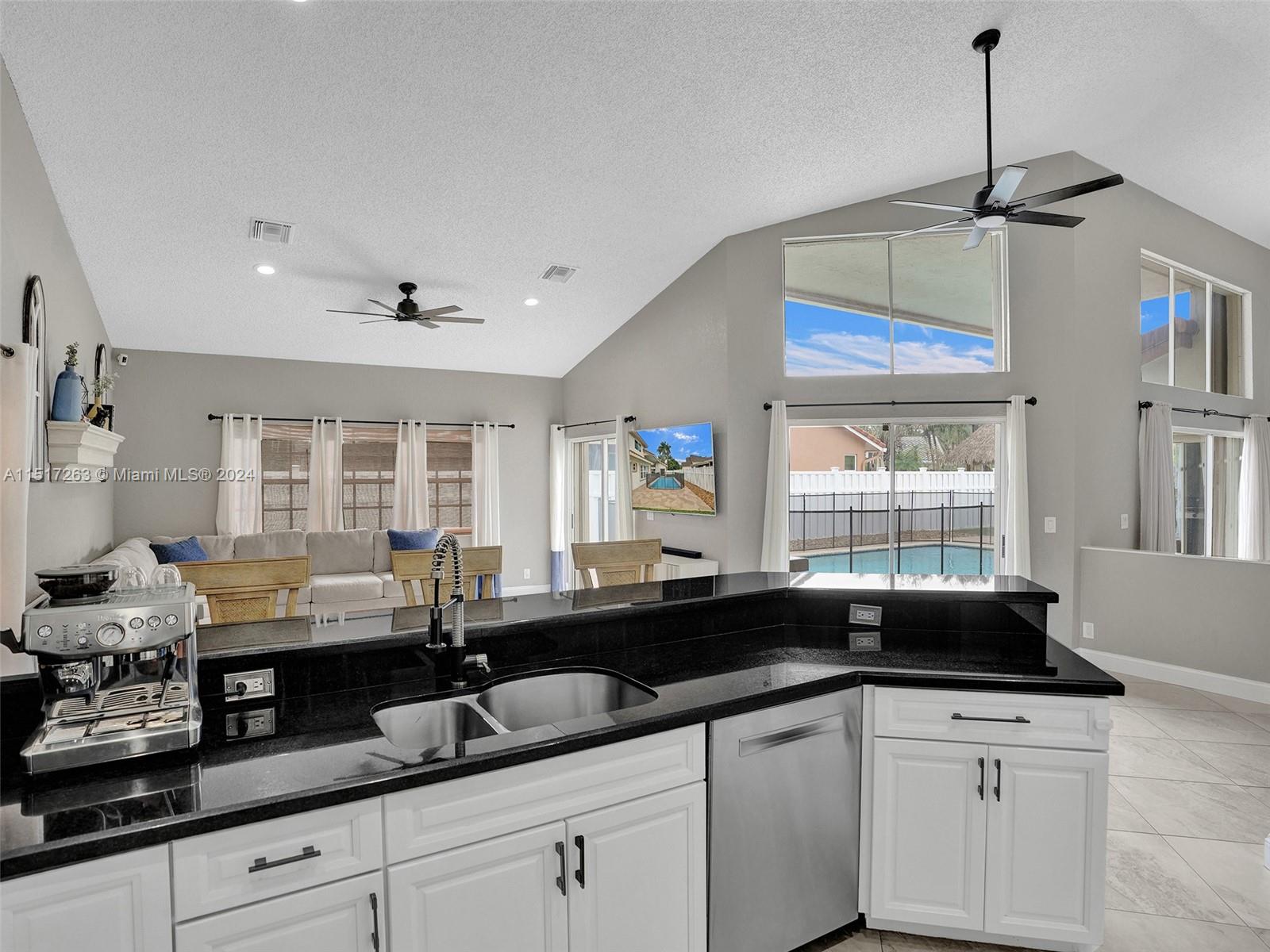ROYAL LAND AMENDED - Residential Lease