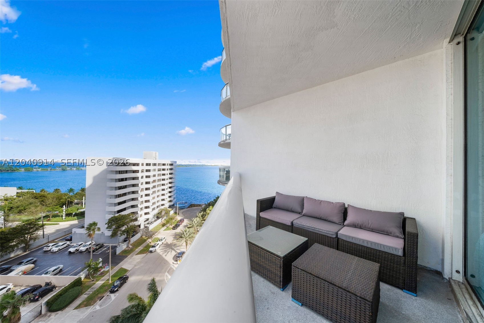 PLATINUM CONDO - Residential