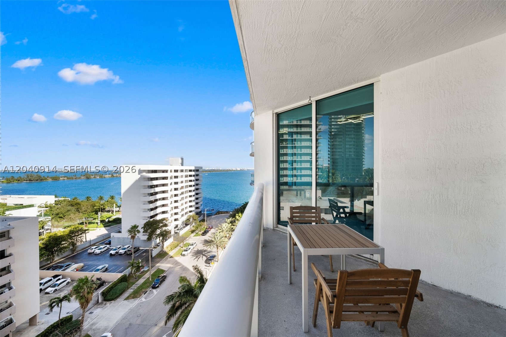 PLATINUM CONDO - Residential
