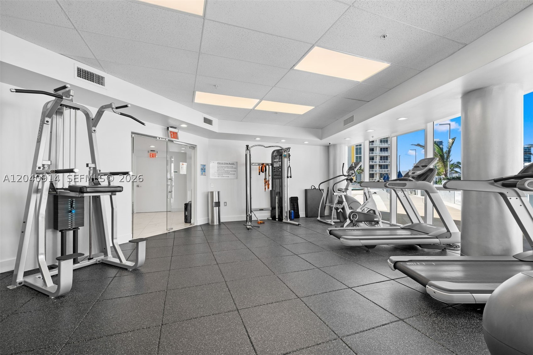 PLATINUM CONDO - Residential