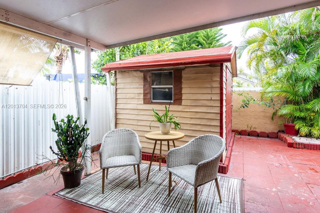 CHRISTYS - Residential