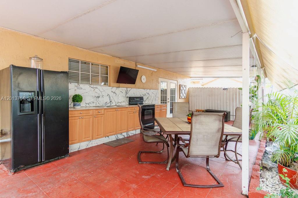 CHRISTYS - Residential