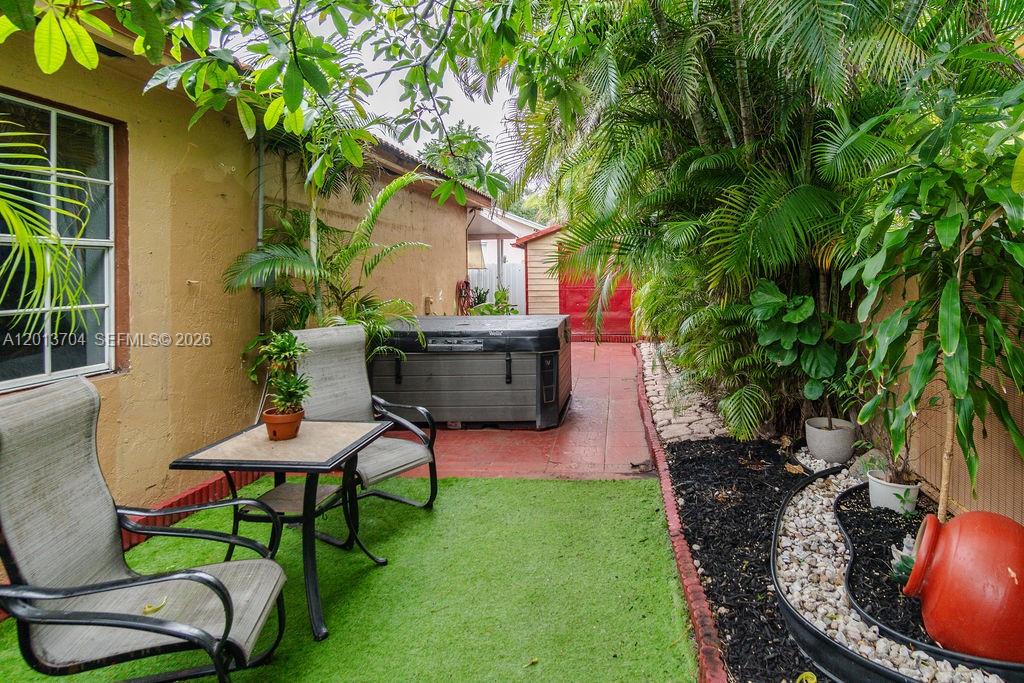 CHRISTYS - Residential