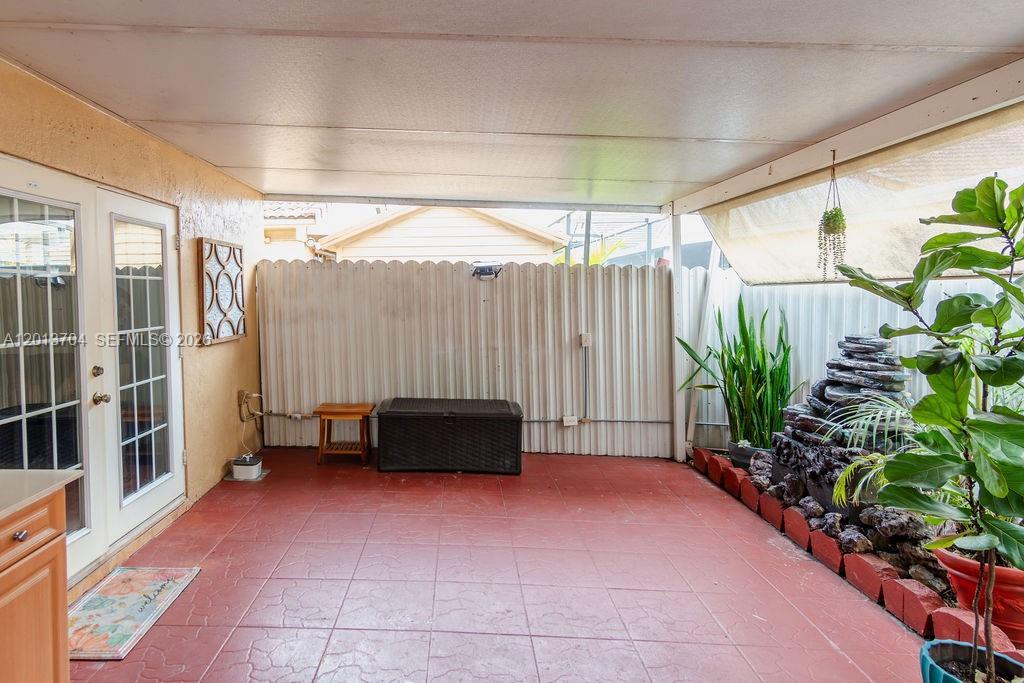 CHRISTYS - Residential