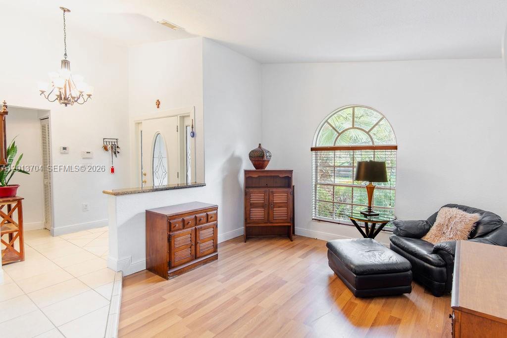 CHRISTYS - Residential
