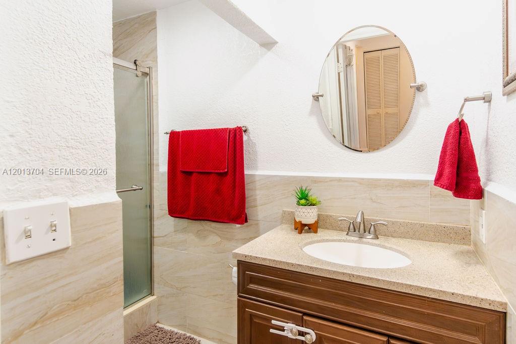 CHRISTYS - Residential