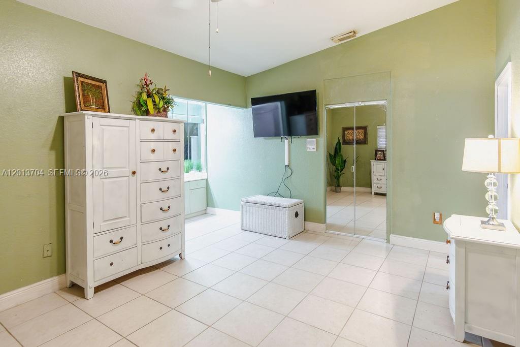 CHRISTYS - Residential