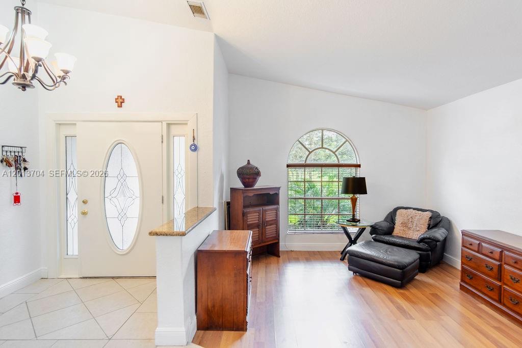 CHRISTYS - Residential