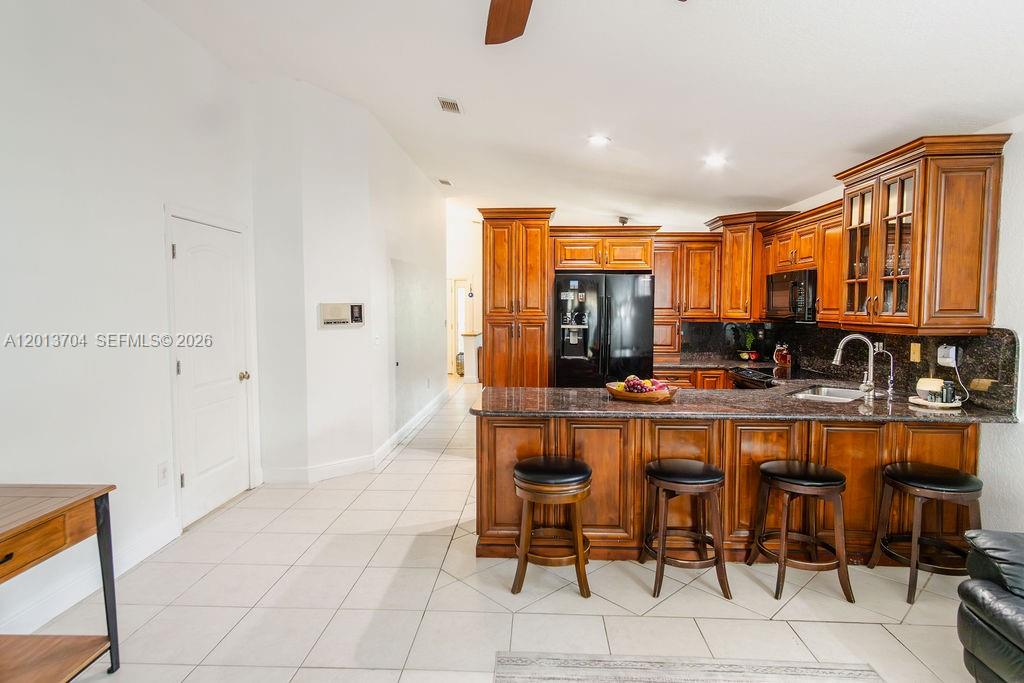 CHRISTYS - Residential