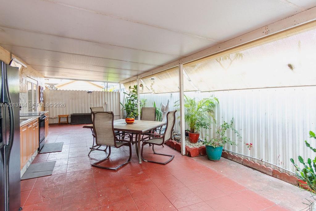 CHRISTYS - Residential
