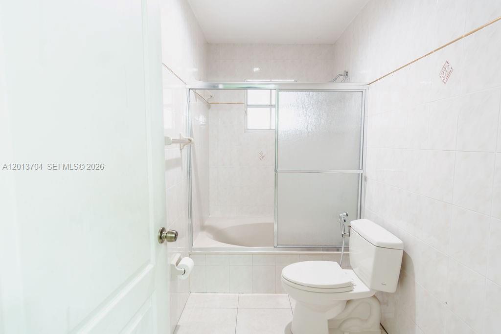 CHRISTYS - Residential