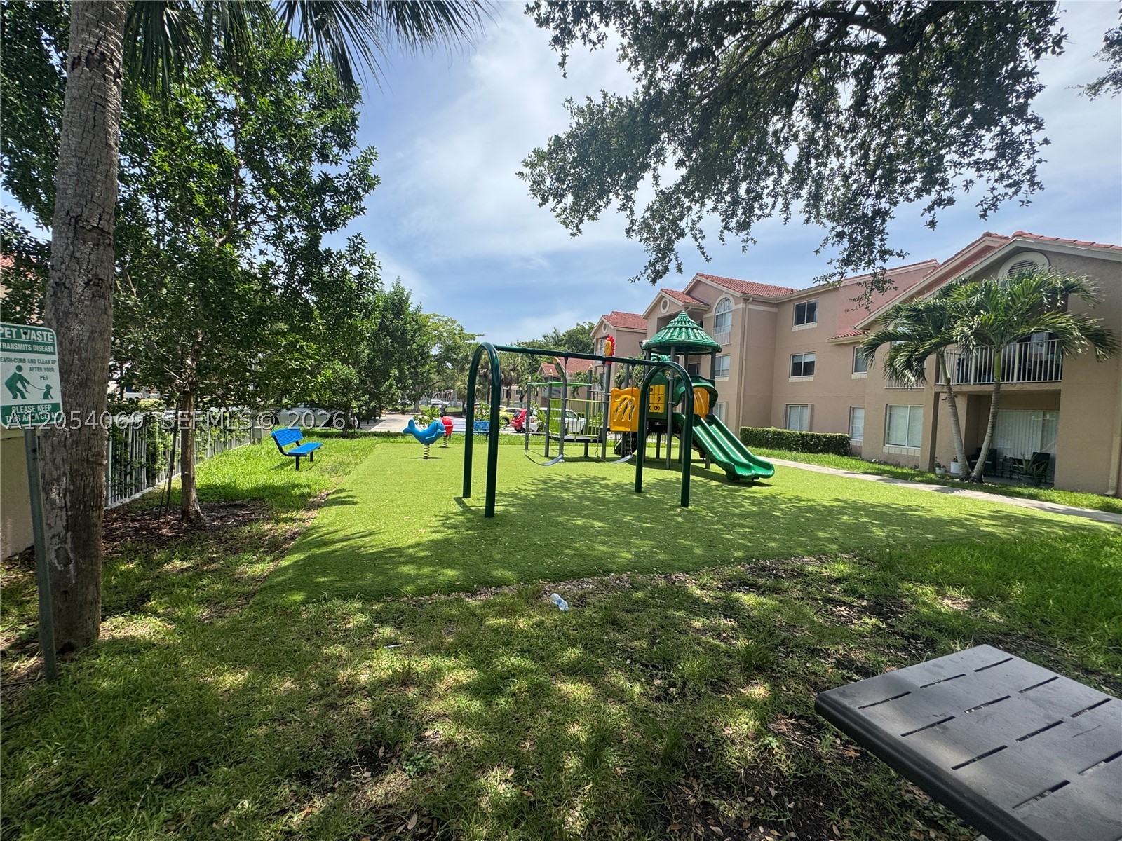ROYAL PALM PLACE - Residential