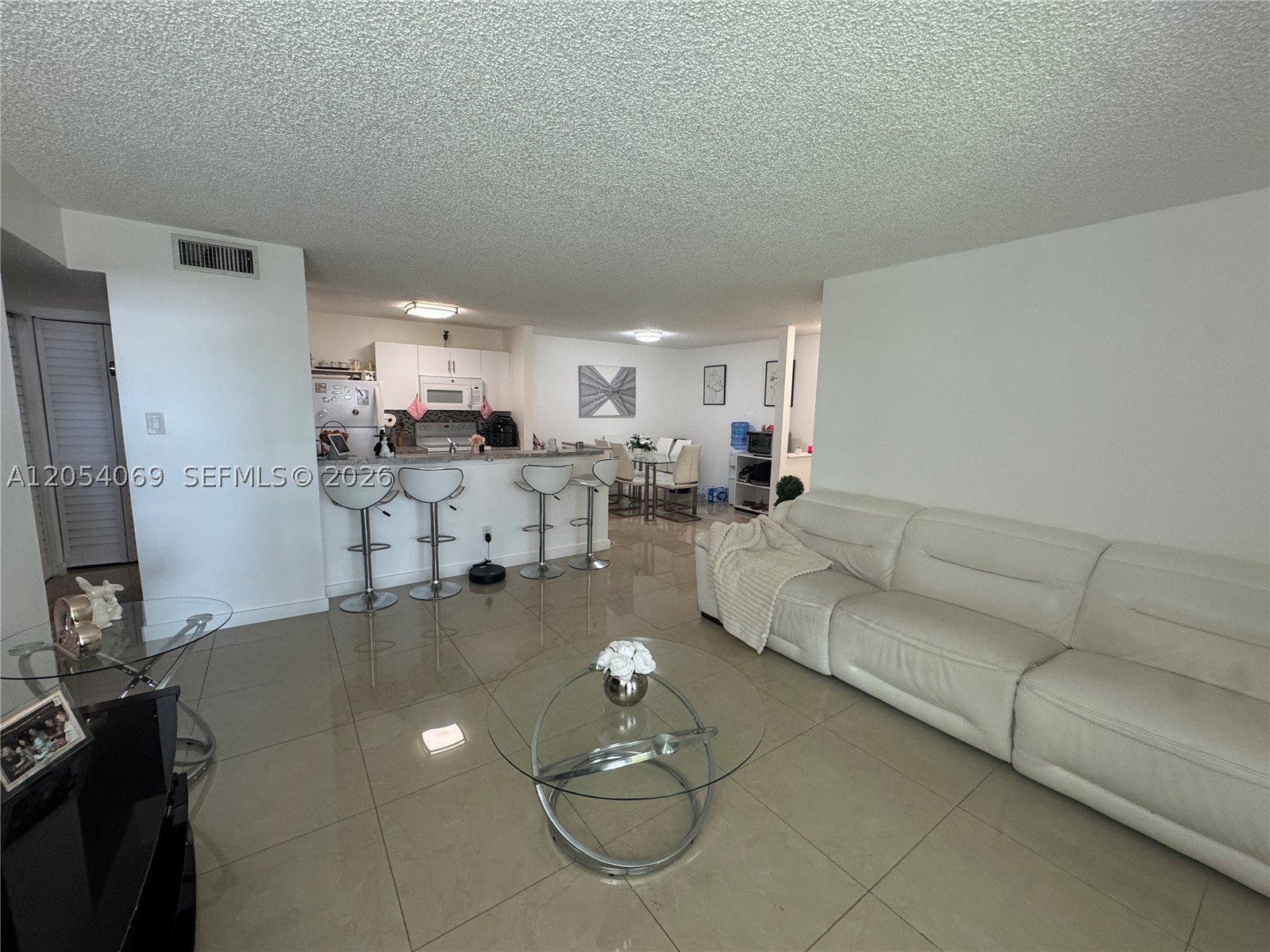 ROYAL PALM PLACE - Residential