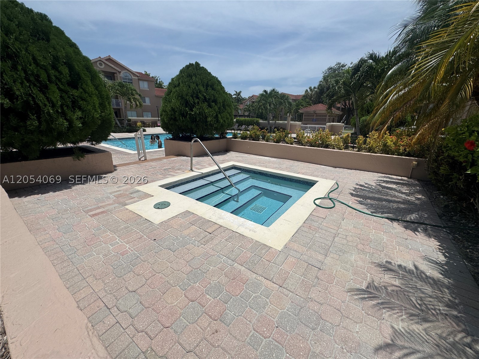 ROYAL PALM PLACE - Residential