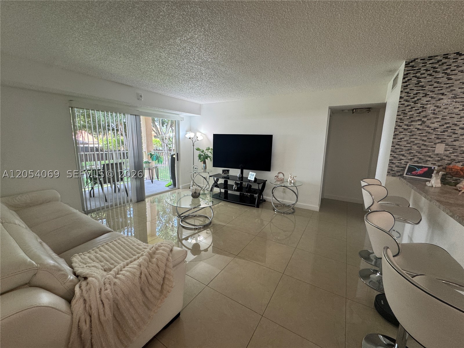 ROYAL PALM PLACE - Residential