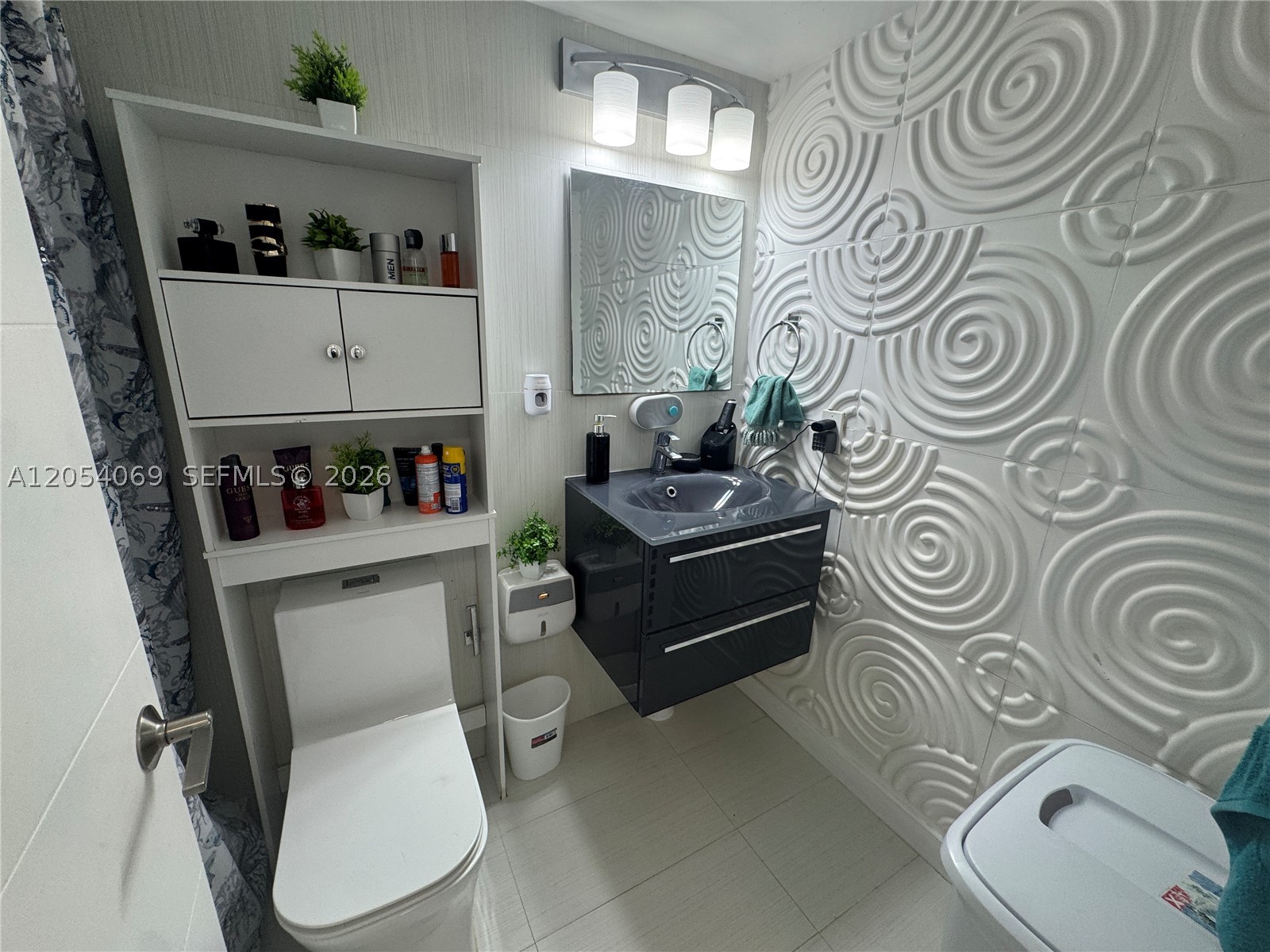 ROYAL PALM PLACE - Residential