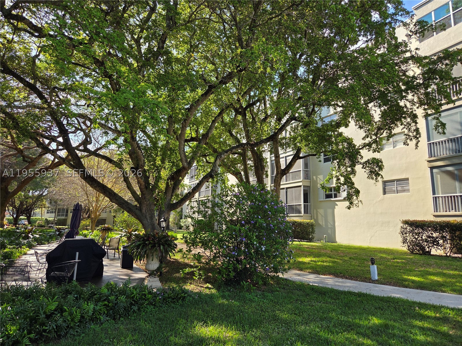 PLANTATION TERRACE CONDO - Residential