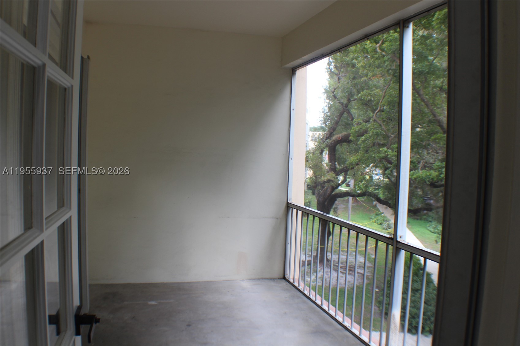 PLANTATION TERRACE CONDO - Residential
