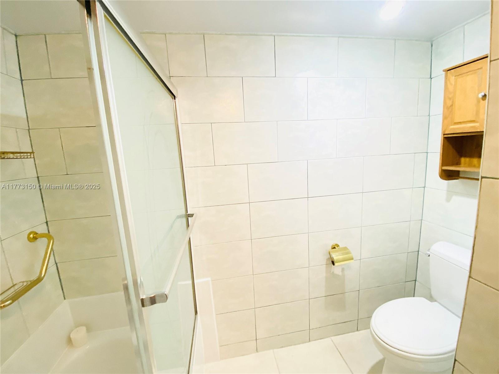 WINSTON TOWERS 700 CONDO - Residential Lease