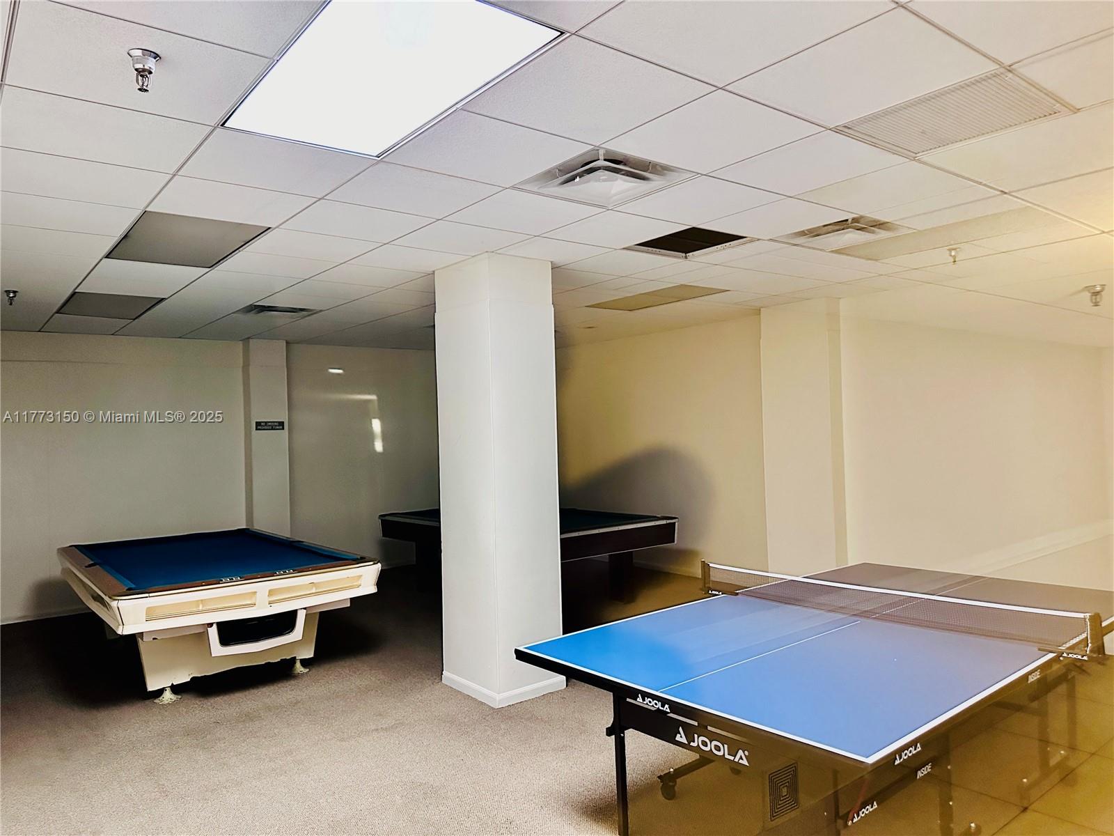 WINSTON TOWERS 700 CONDO - Residential Lease