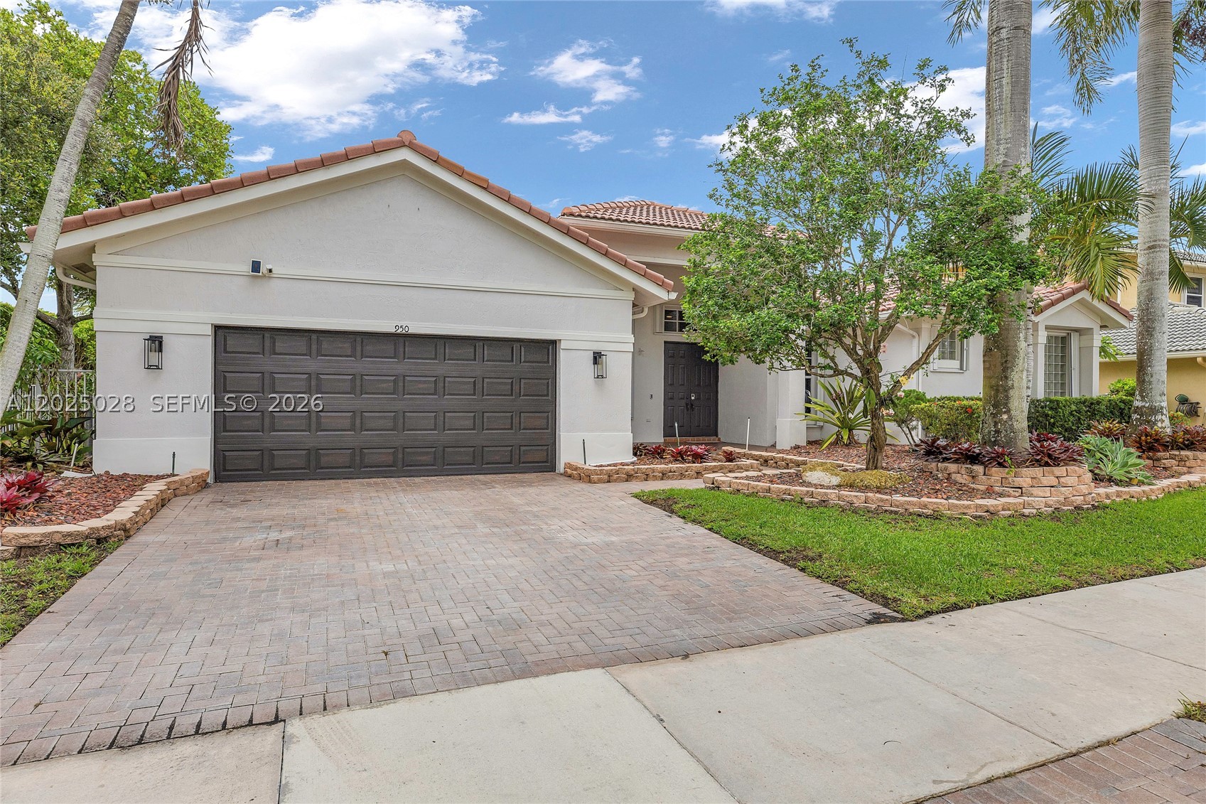 SECTOR 2-PARCELS 11 27 28 - Residential Lease