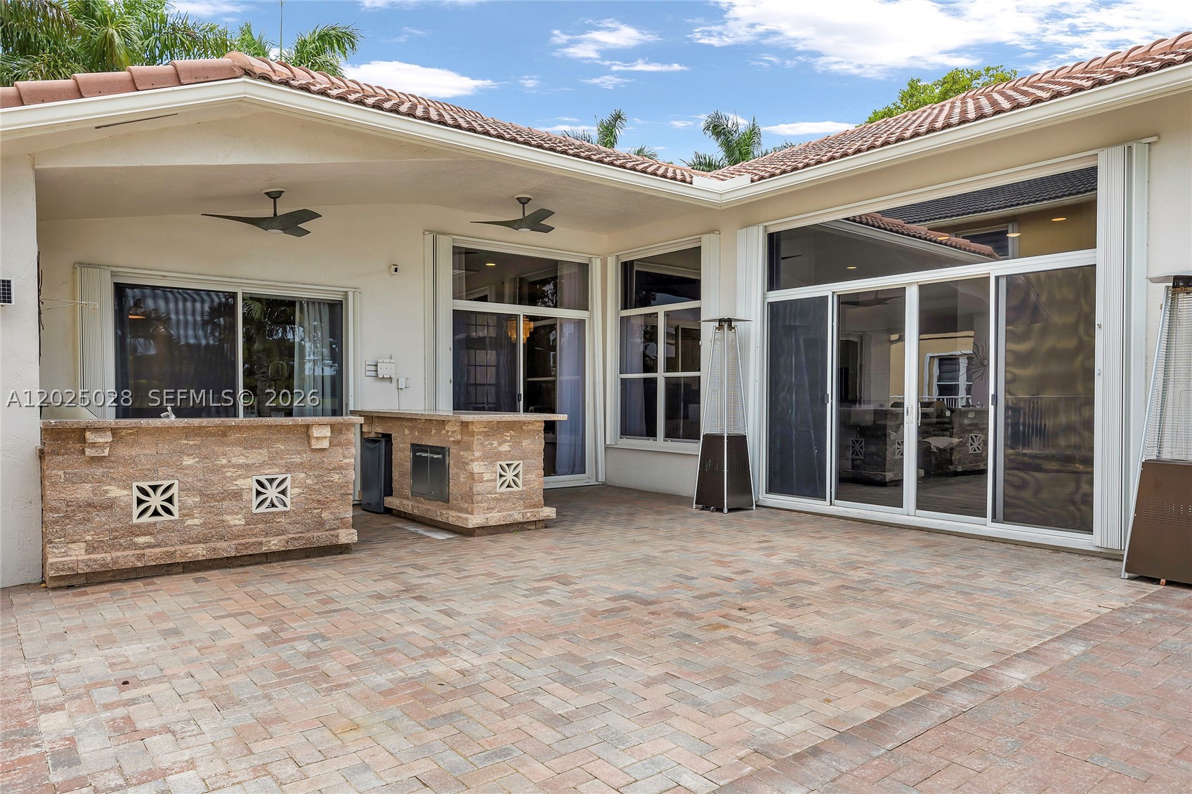 SECTOR 2-PARCELS 11 27 28 - Residential Lease