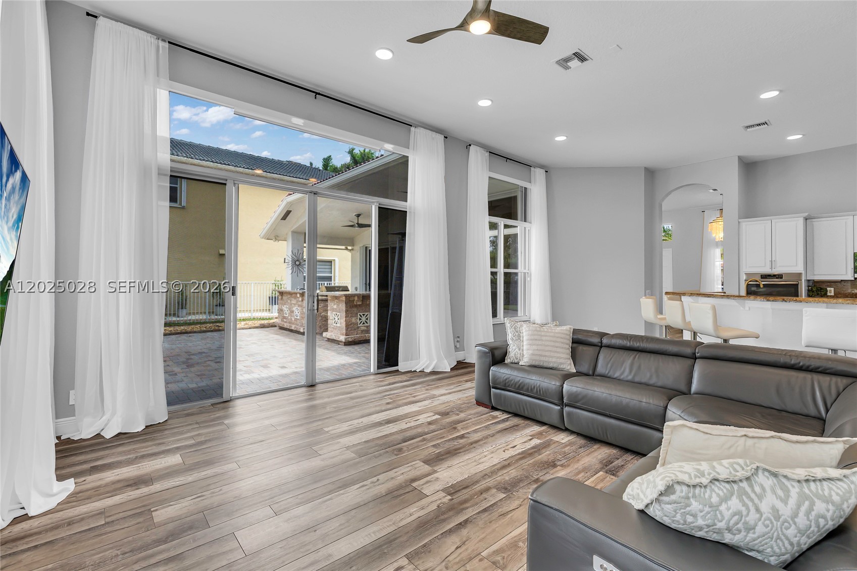 SECTOR 2-PARCELS 11 27 28 - Residential Lease