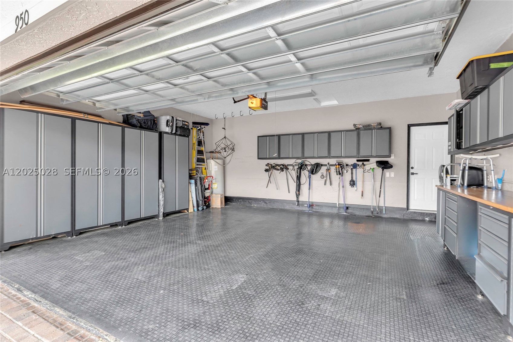 SECTOR 2-PARCELS 11 27 28 - Residential Lease