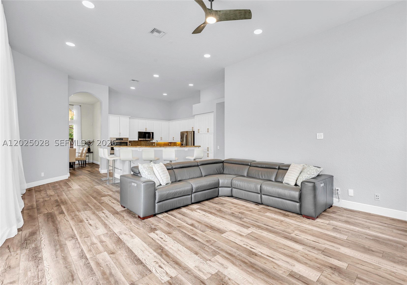 SECTOR 2-PARCELS 11 27 28 - Residential Lease