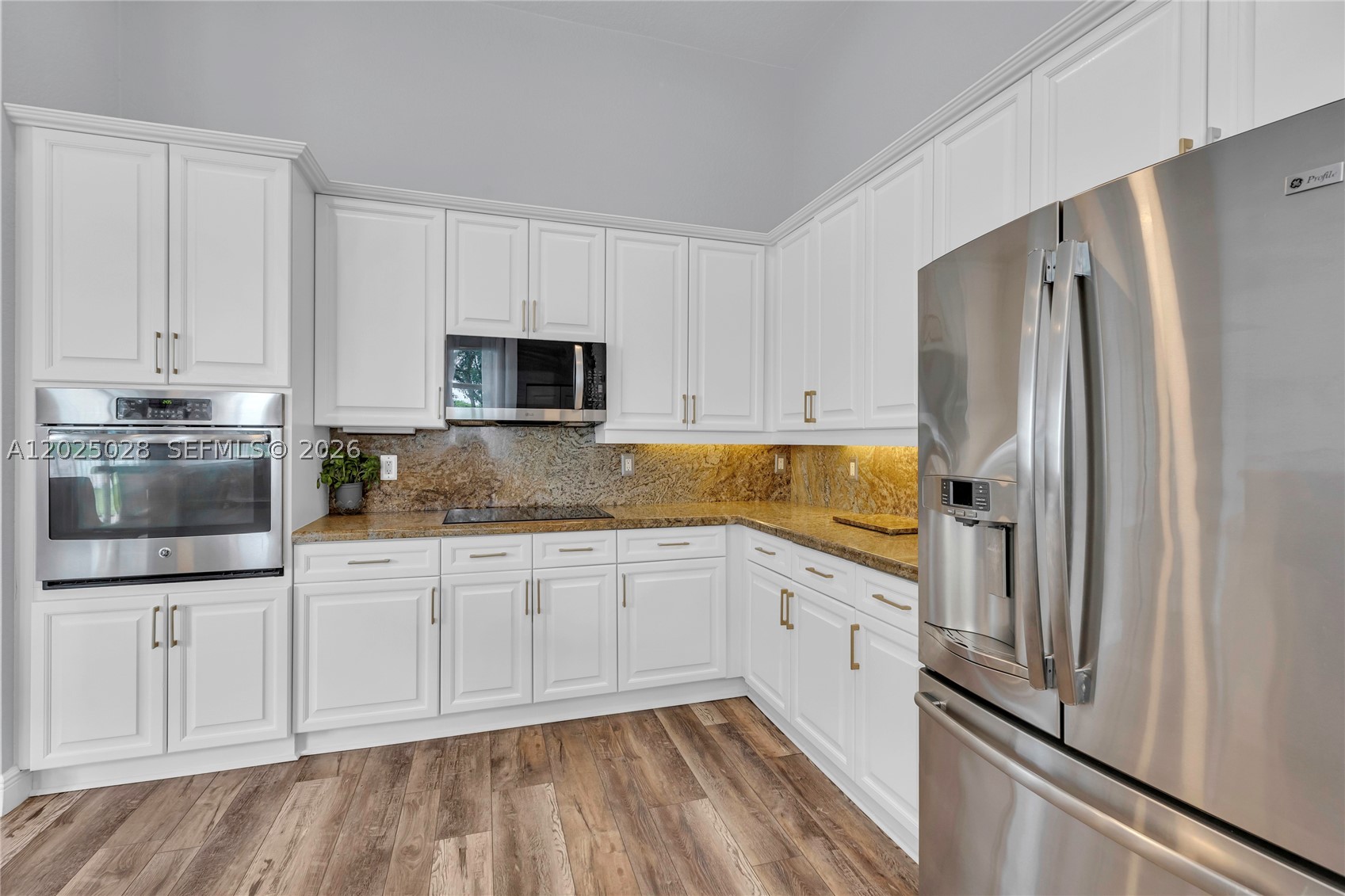 SECTOR 2-PARCELS 11 27 28 - Residential Lease