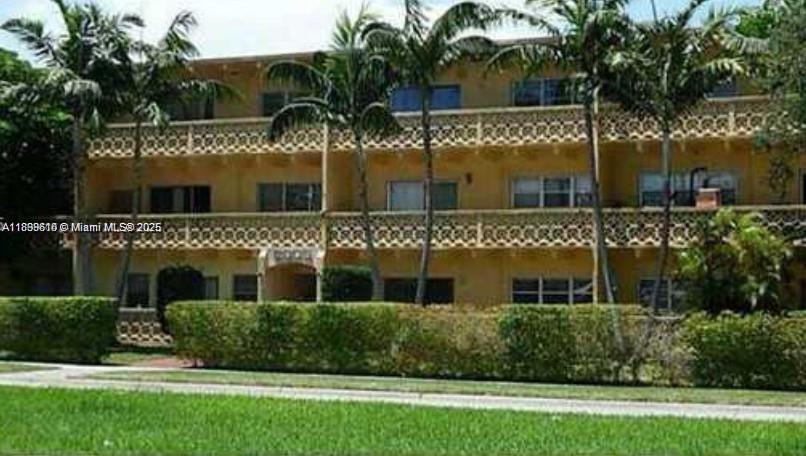 CLAREMONT PLACE CONDO - Residential Lease