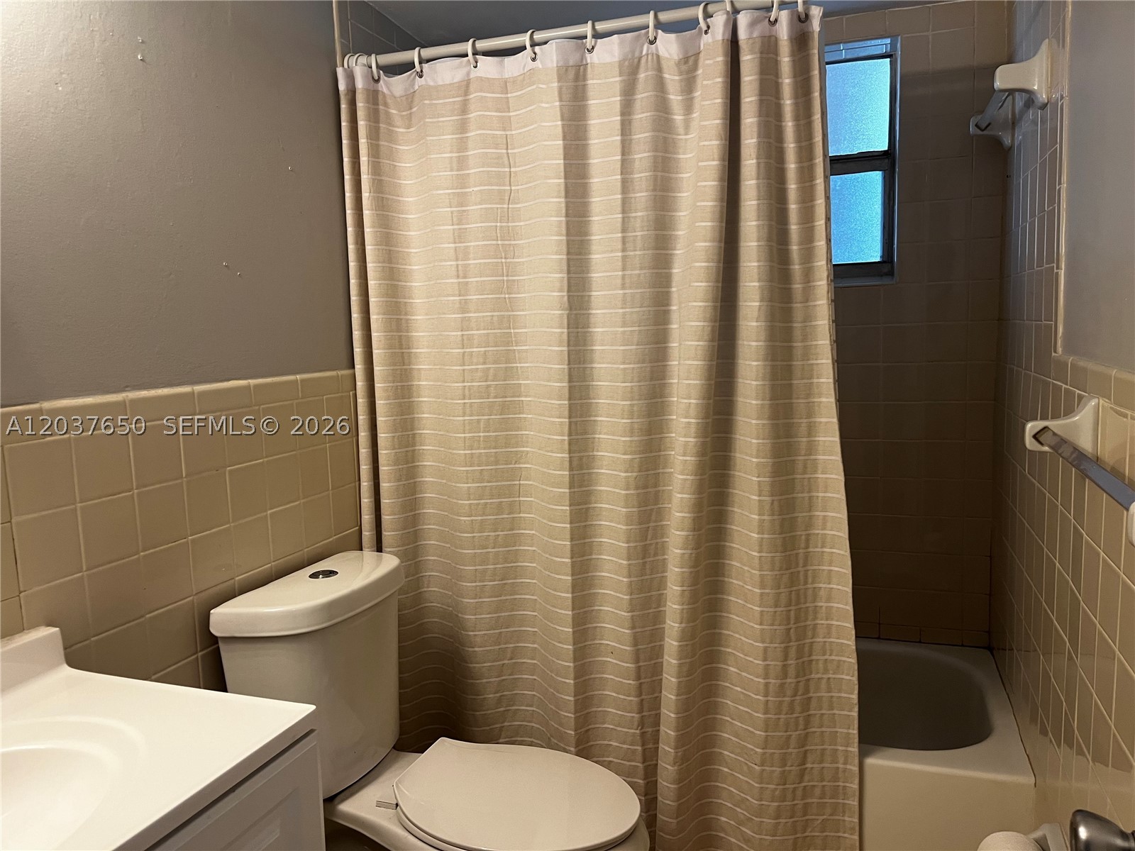 NOVA GARDENS CONDO - Residential