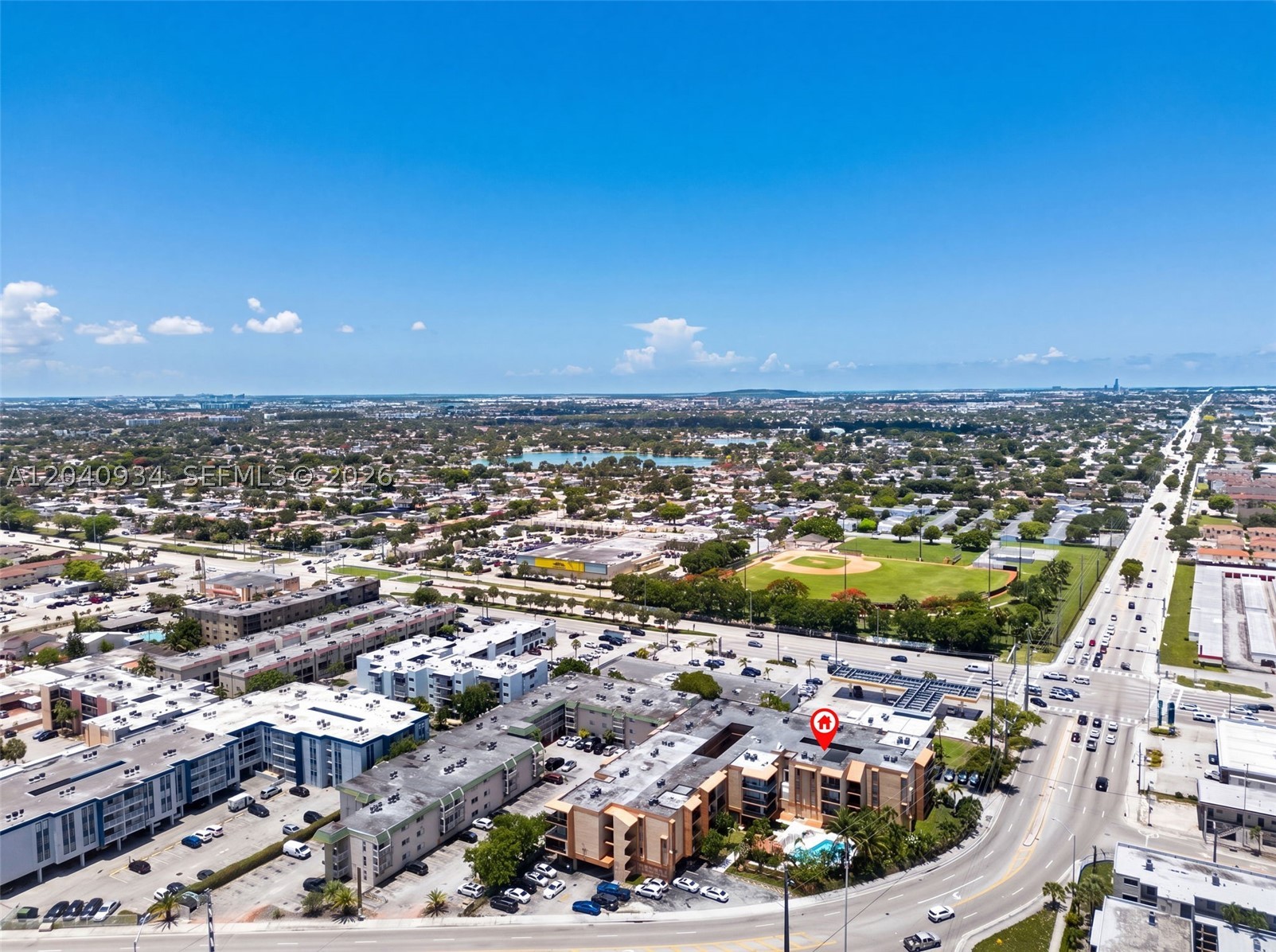 INTERNATIONAL CONDO - Residential Lease