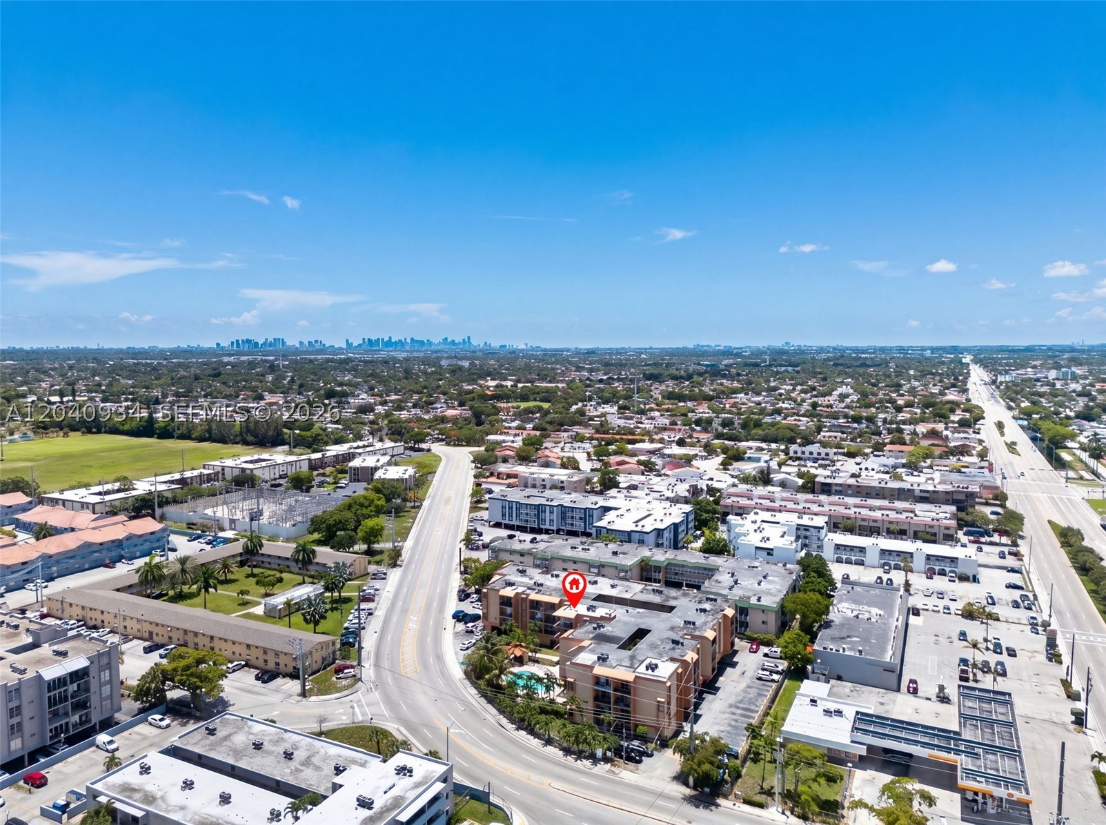INTERNATIONAL CONDO - Residential Lease