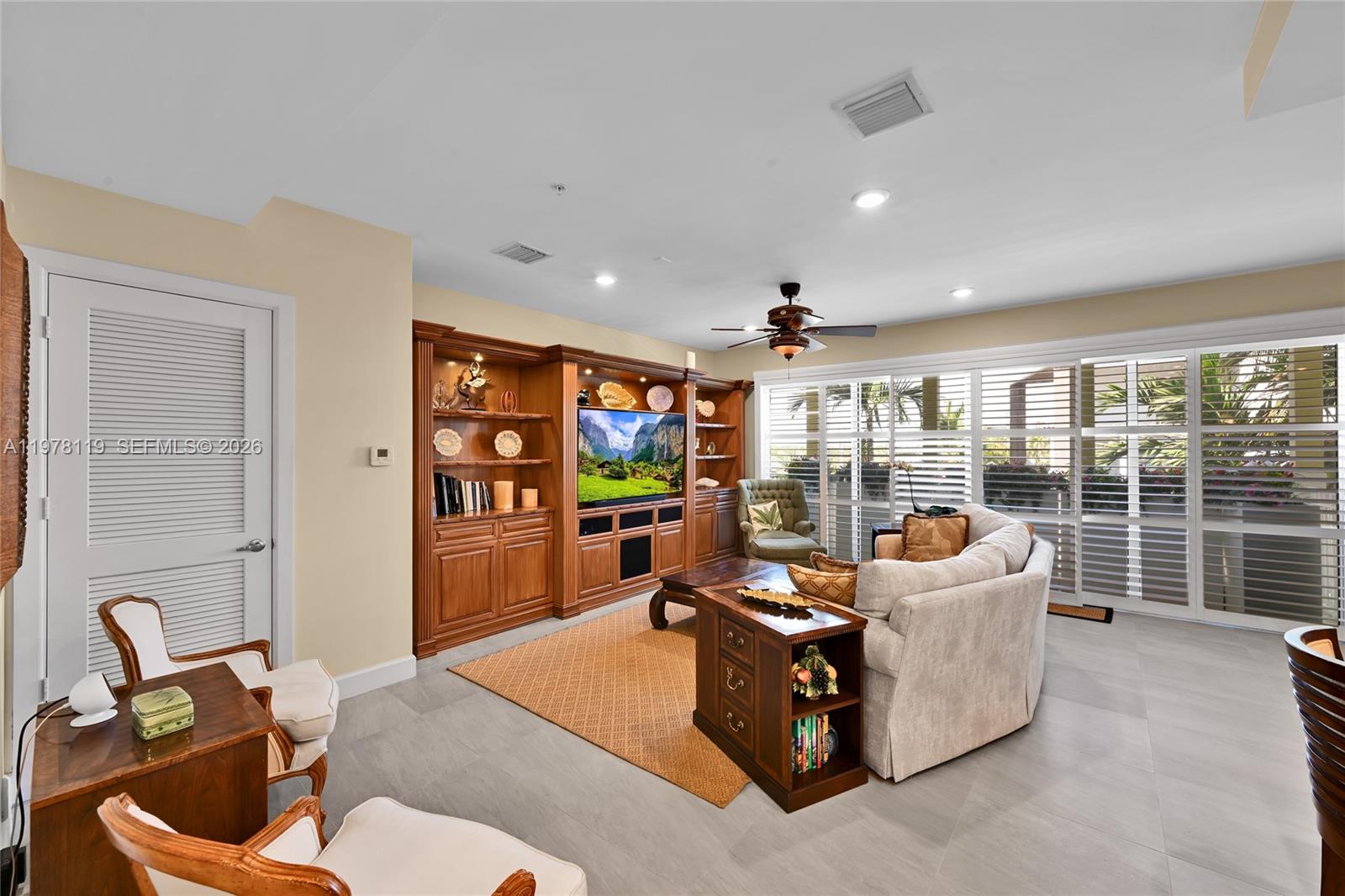 WHITE SANDS BEACH HOMES I - Residential