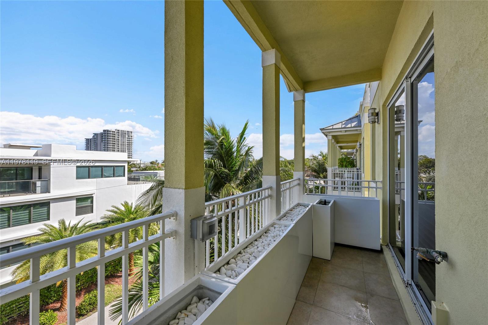 WHITE SANDS BEACH HOMES I - Residential
