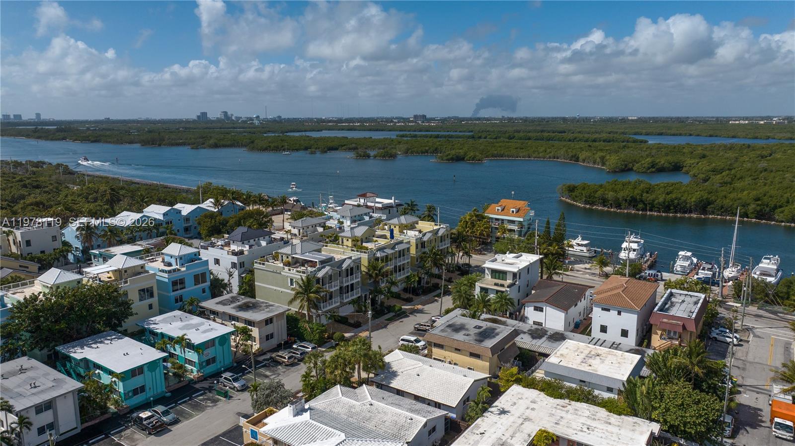 WHITE SANDS BEACH HOMES I - Residential