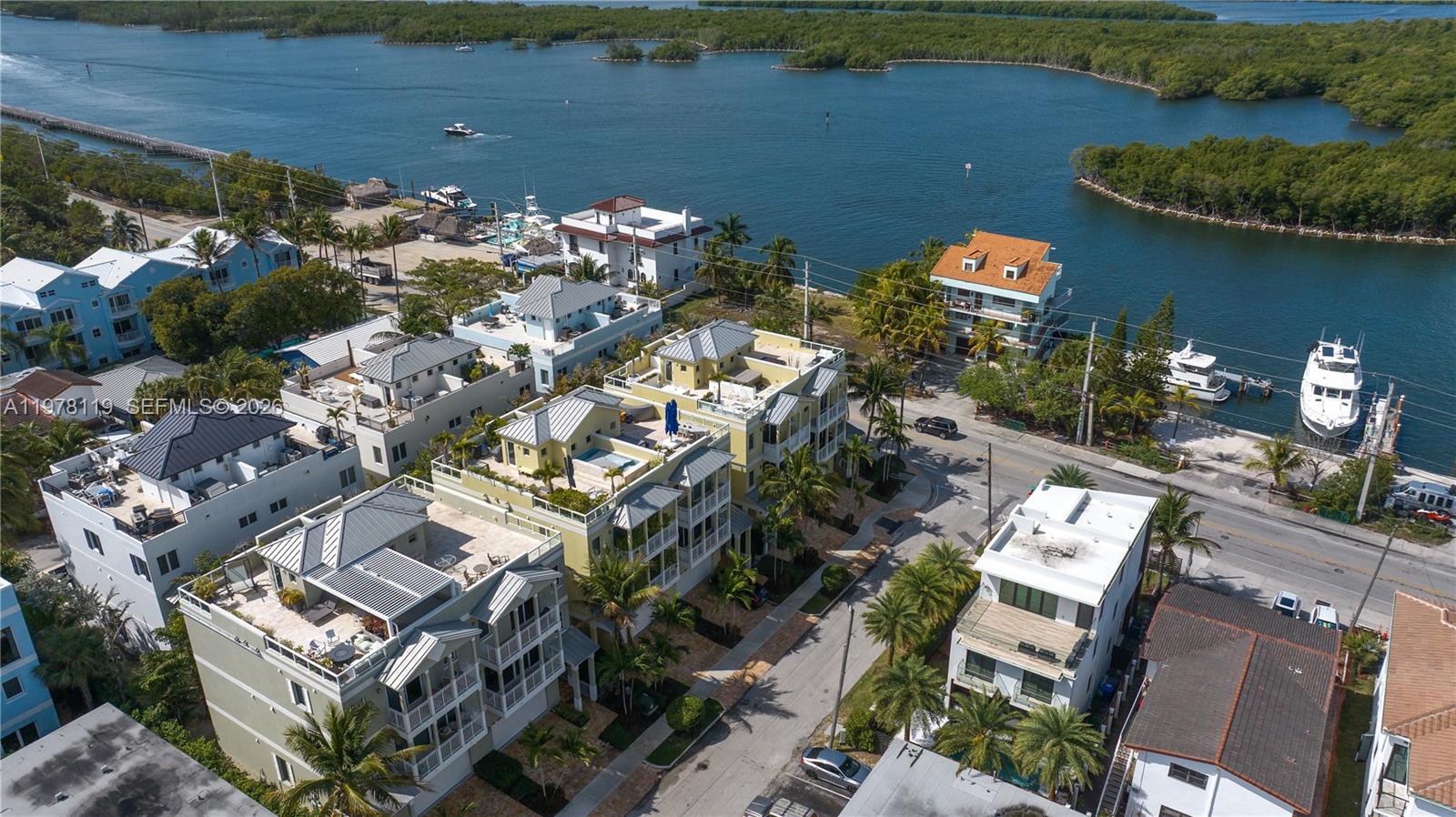 WHITE SANDS BEACH HOMES I - Residential