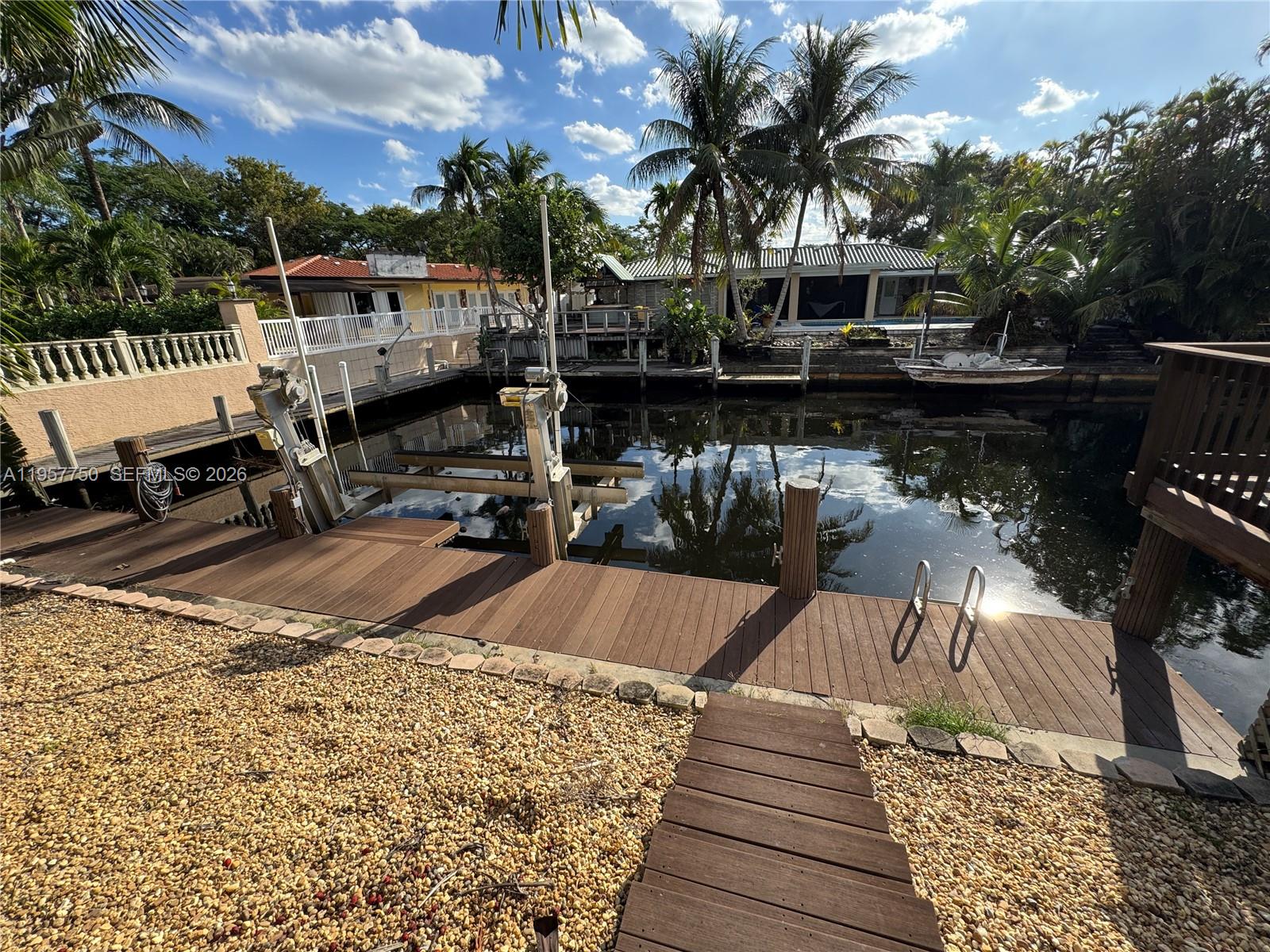 PLANTATION ISLES SEC 3 - Residential Lease