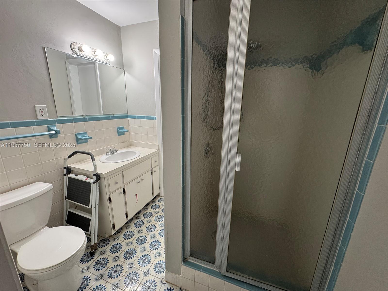 PLANTATION ISLES SEC 3 - Residential Lease