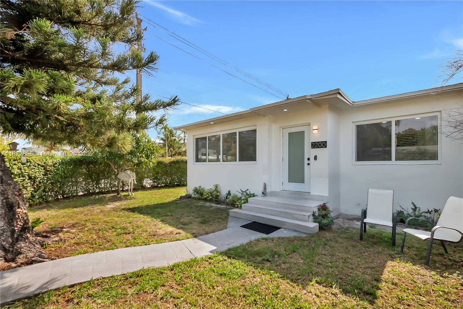 SOUTH VEDADO - Residential Lease