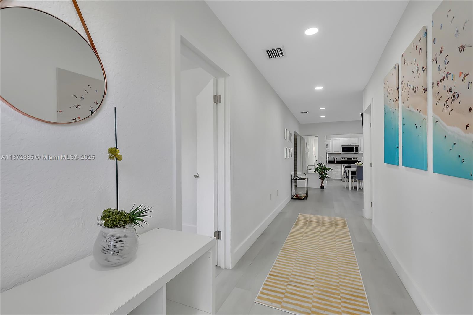 SOUTH VEDADO - Residential Lease